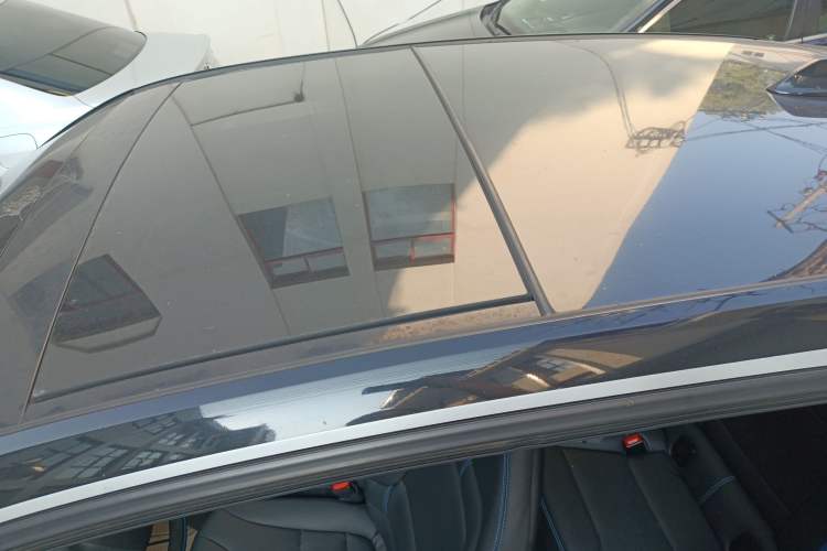Used BMW i3 2018 Luxury Model Roof