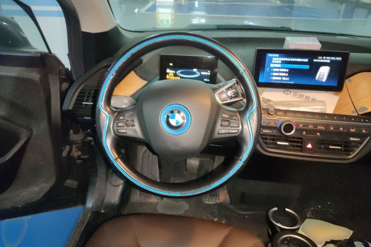 Used BMW i3 2018 Luxury Model Steering Wheel