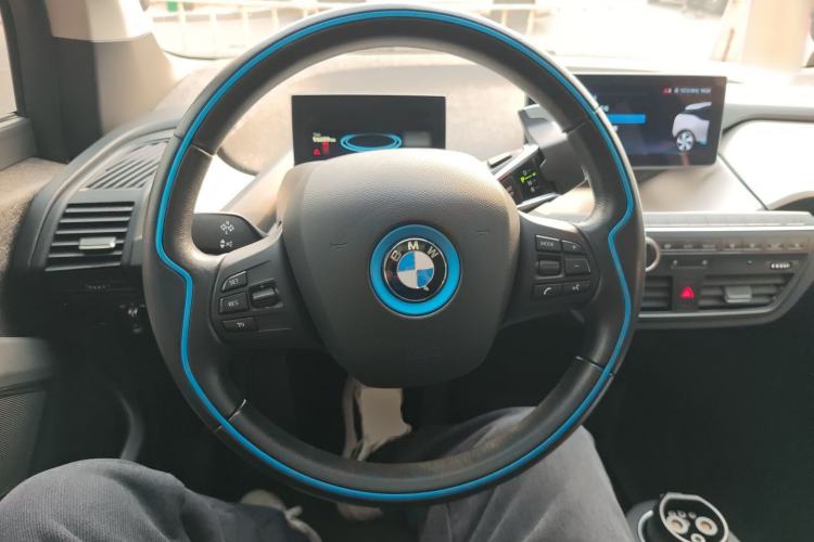 Used BMW i3 2018 Luxury Model Steering Wheel