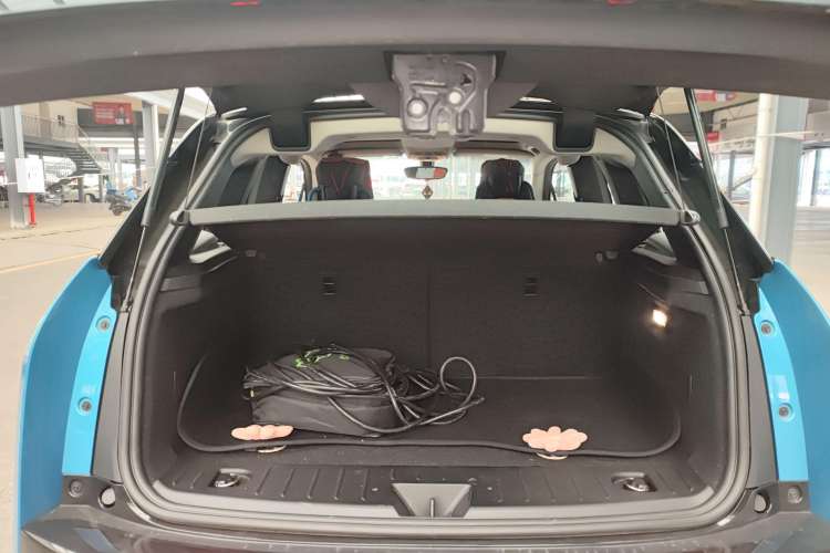 Used BMW i3 2018 Luxury Model Trunk