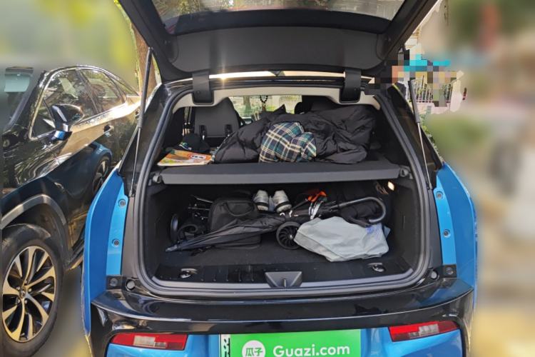 Used BMW i3 2018 Luxury Model Trunk