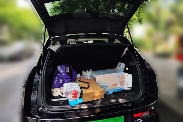 Used BMW i3 2018 Luxury Model Trunk