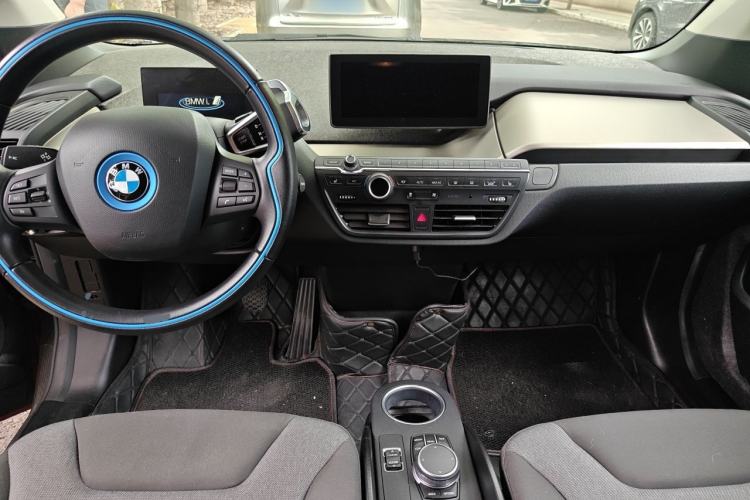 Used BMW i3 2018 Luxury Model Center Console