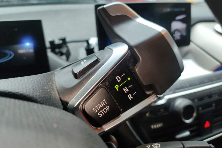 Used BMW i3 2018 Luxury Model Gear Lever