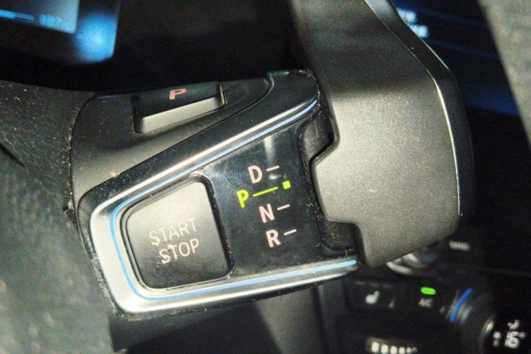 Used BMW i3 2018 Luxury Model Gear Lever