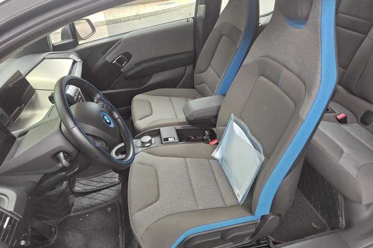 Used BMW i3 2018 Luxury Model Left Front Seat