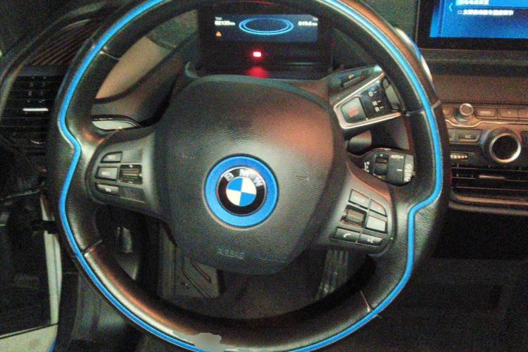 Used BMW i3 2018 Luxury Model Steering Wheel