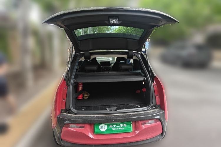 Used BMW i3 2018 Luxury Model Trunk