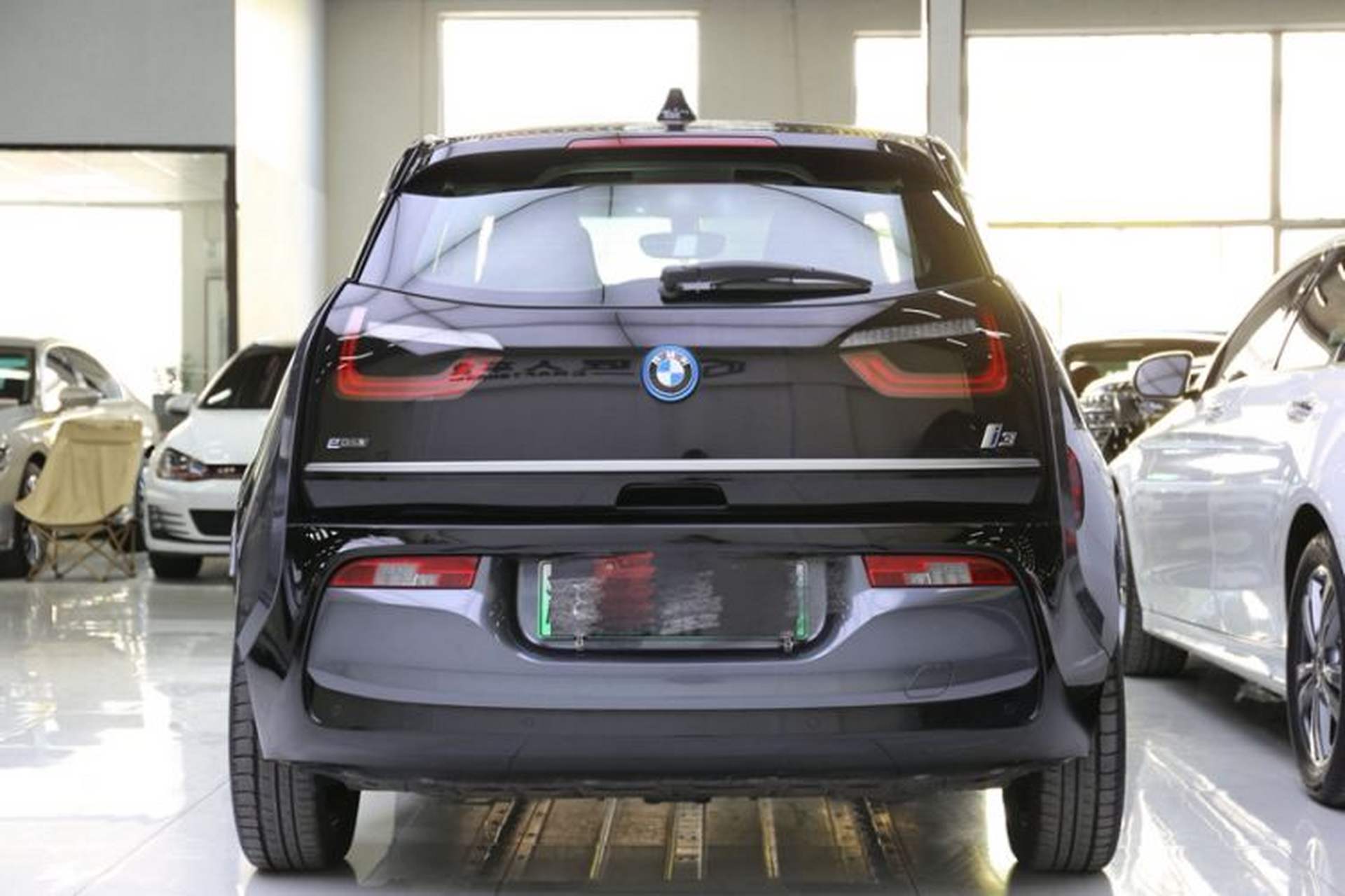 Used BMW i3 2018 Luxury Model Exterior 1