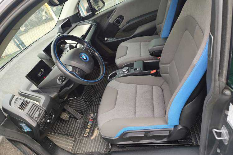 Used BMW i3 2018 Luxury Model Left Front Seat