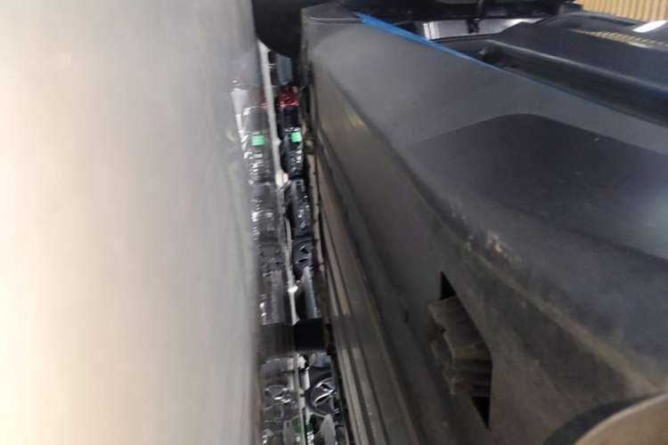 Used BMW i3 2018 Luxury Model Left Side Sill