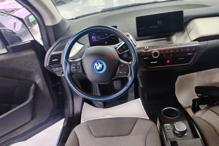 Used BMW i3 2018 Luxury Model Steering Wheel