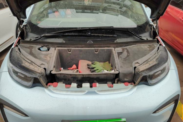 Used BMW i3 2018 Luxury Model Engine Bay