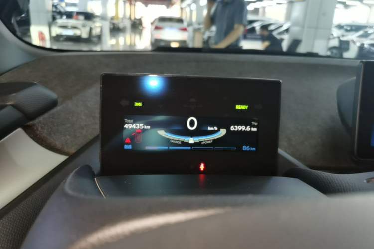 Used BMW i3 2018 Luxury Model Instrument Cluster