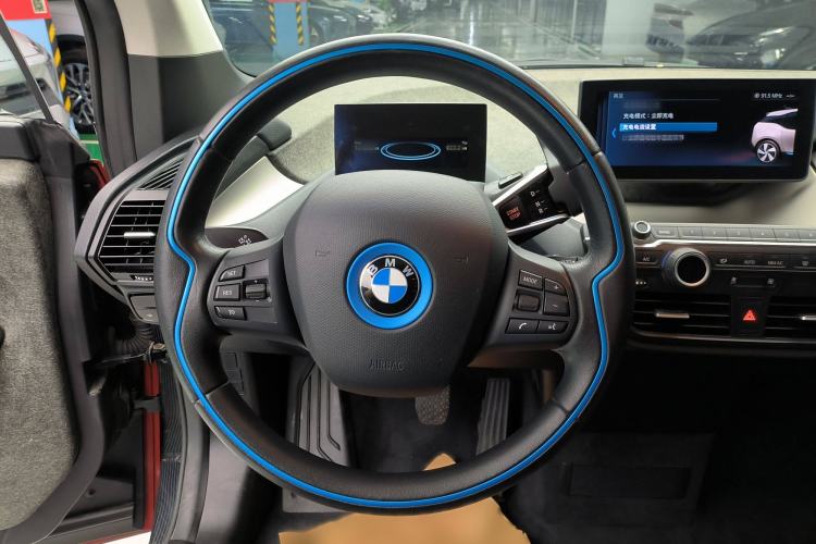Used BMW i3 2018 Luxury Model Interior 5