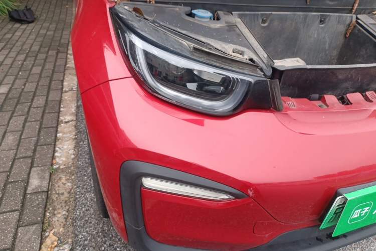 Used BMW i3 2018 Luxury Model Right Front Headlight