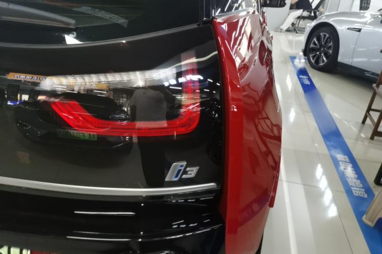 Used BMW i3 2018 Luxury Model Right Rear Taillight