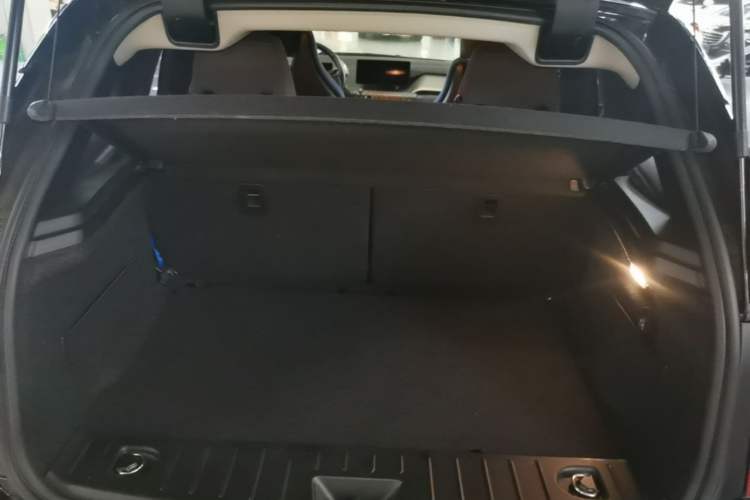 Used BMW i3 2018 Luxury Model Trunk