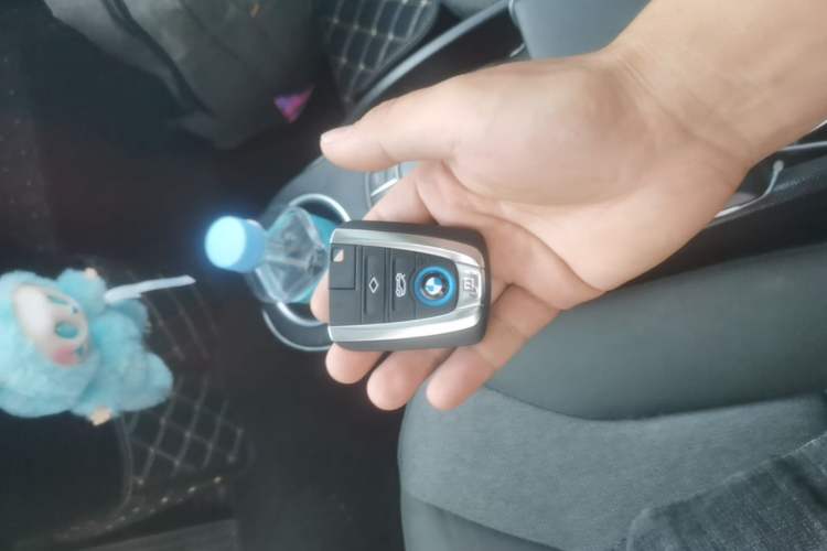 Used BMW i3 2018 Luxury Model Interior 1