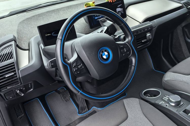 Used BMW i3 2018 Luxury Model Interior 1