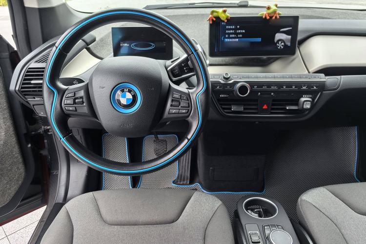 Used BMW i3 2018 Luxury Model Interior 3