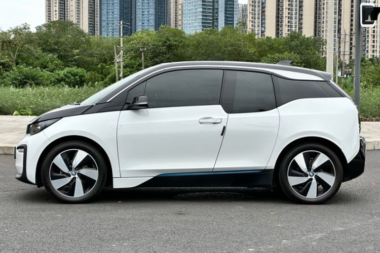 Used BMW i3 2018 Luxury Model Exterior 1