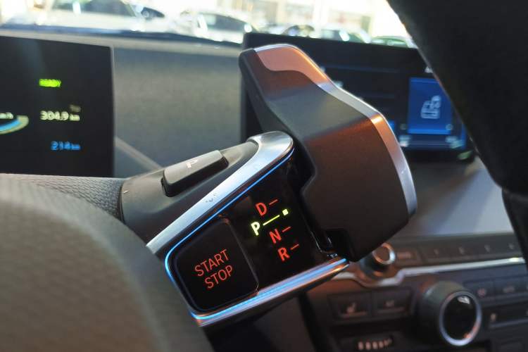 Used BMW i3 2018 Luxury Model Gear Lever