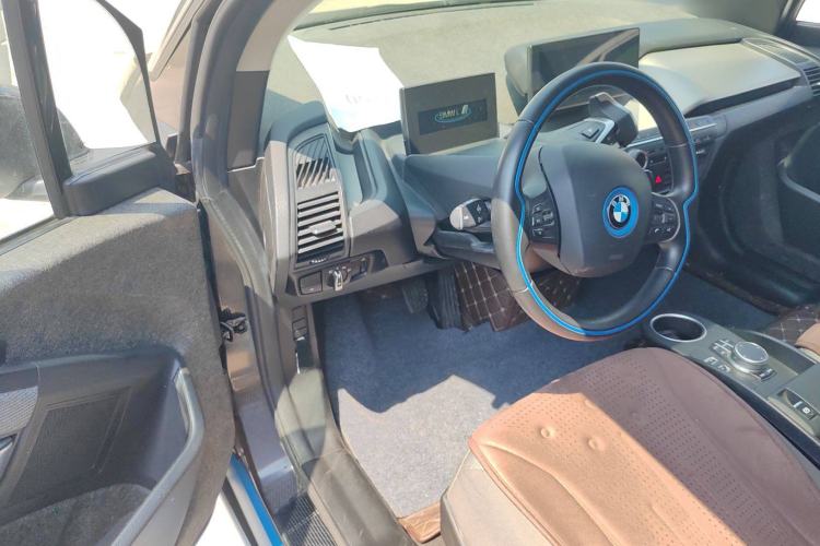 Used BMW i3 2018 Luxury Model Interior 2