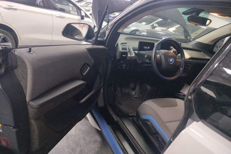 Used BMW i3 2018 Luxury Model Left Front Door Interior