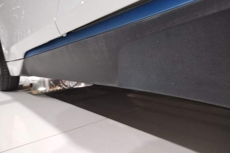 Used BMW i3 2018 Luxury Model Left Side Sill