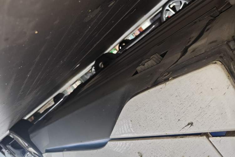 Used BMW i3 2018 Luxury Model Left Side Sill