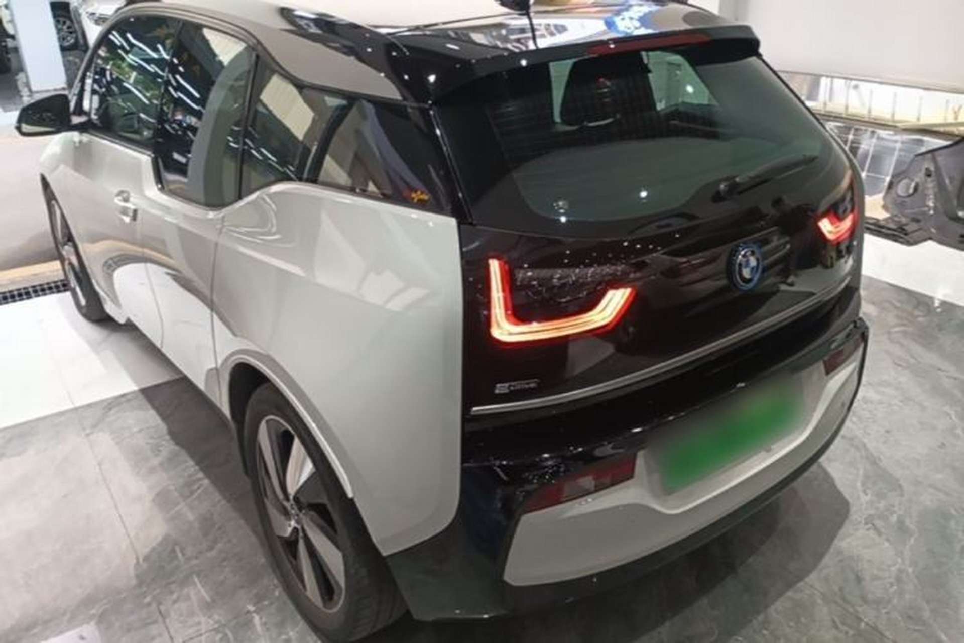 Used BMW i3 2018 Luxury Model Rear Left 45 Deg