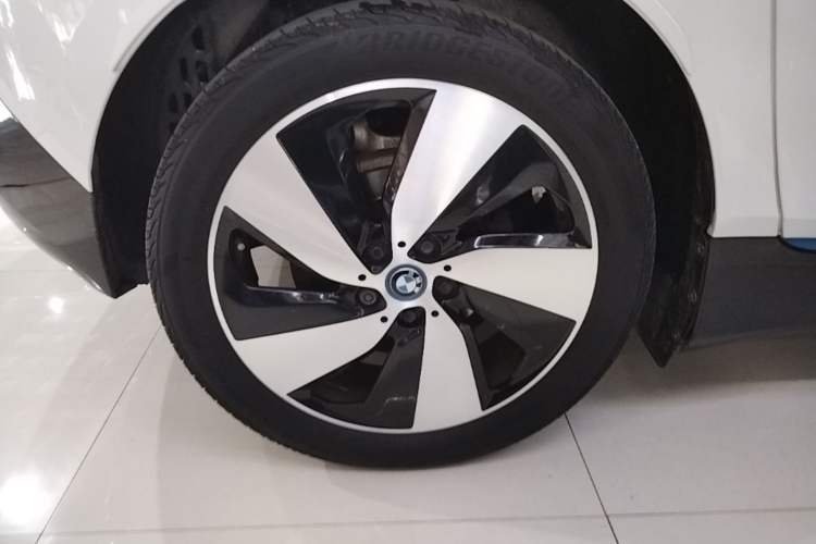 Used BMW i3 2018 Luxury Model Right Rear Wheel Hub