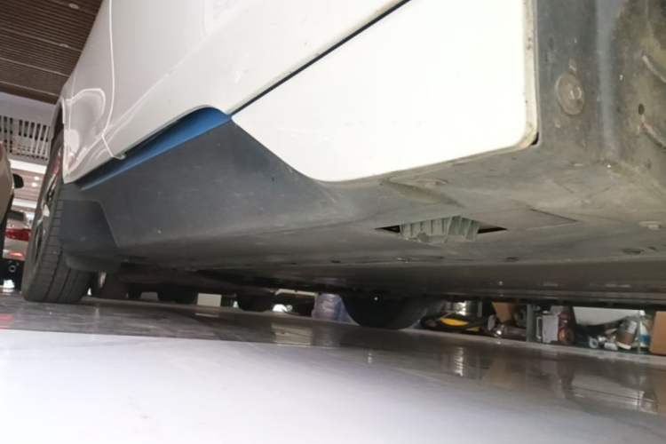 Used BMW i3 2018 Luxury Model Right Side Sill