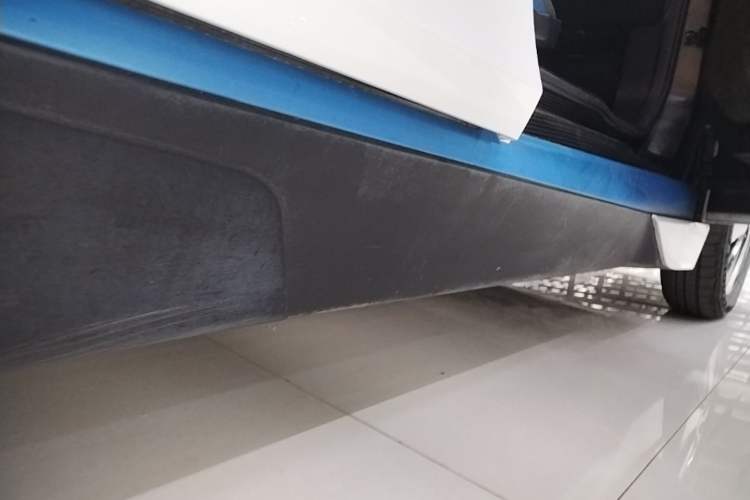 Used BMW i3 2018 Luxury Model Right Side Sill