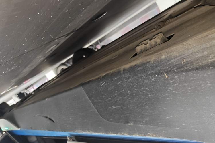 Used BMW i3 2018 Luxury Model Right Side Sill