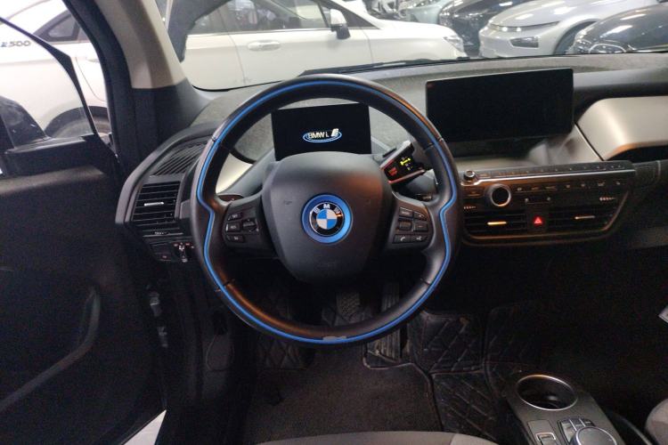 Used BMW i3 2018 Luxury Model Steering Wheel