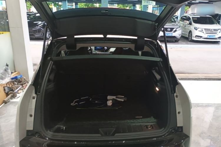Used BMW i3 2018 Luxury Model Trunk