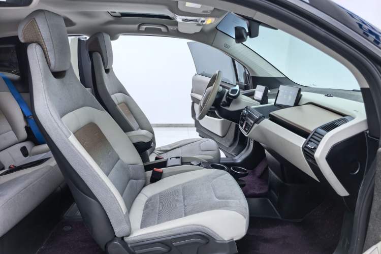 Used BMW i3 2019 Fast Charging Edition Interior 11