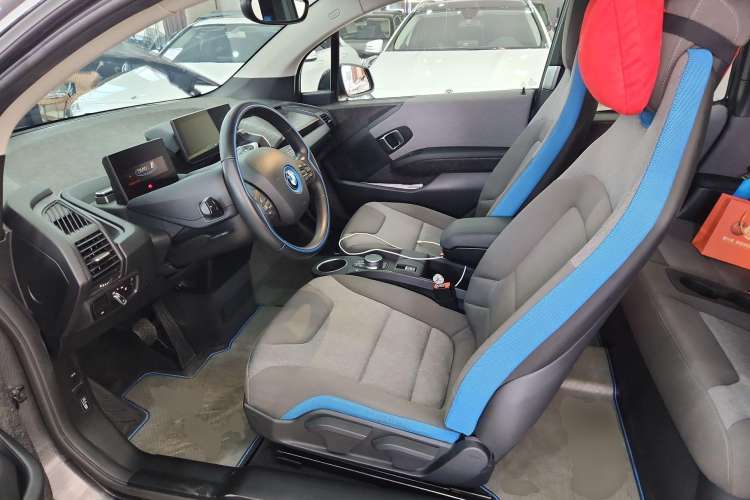 Used BMW i3 2019 Fast Charging Edition Interior 2