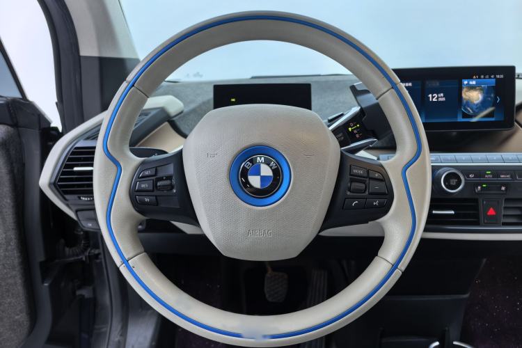 Used BMW i3 2019 Fast Charging Edition Interior 3