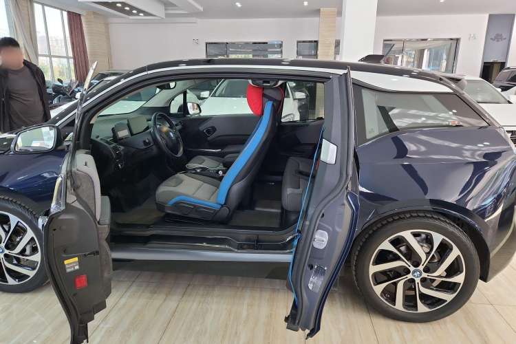 Used BMW i3 2019 Fast Charging Edition Interior 3