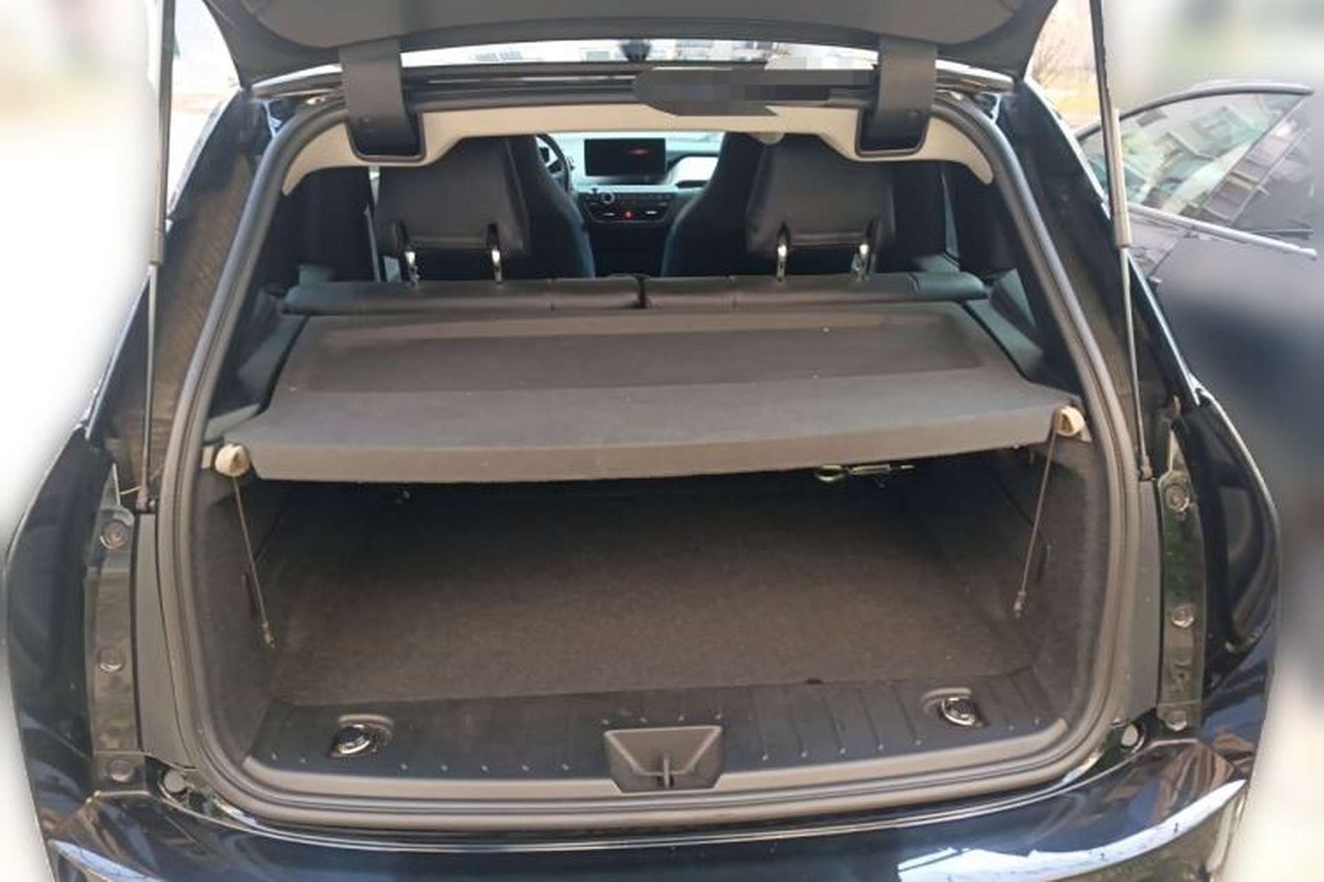 Used BMW i3 2019 Fast Charging Edition Trunk