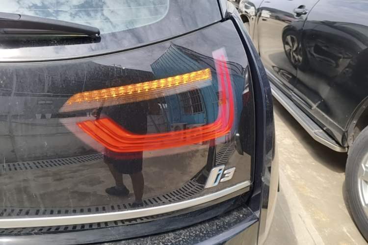 Used BMW i3 2019 Fast Charging Edition Exterior 3