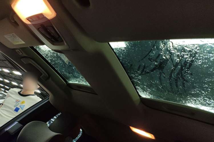 Used BMW i3 2019 Fast Charging Edition Headliner