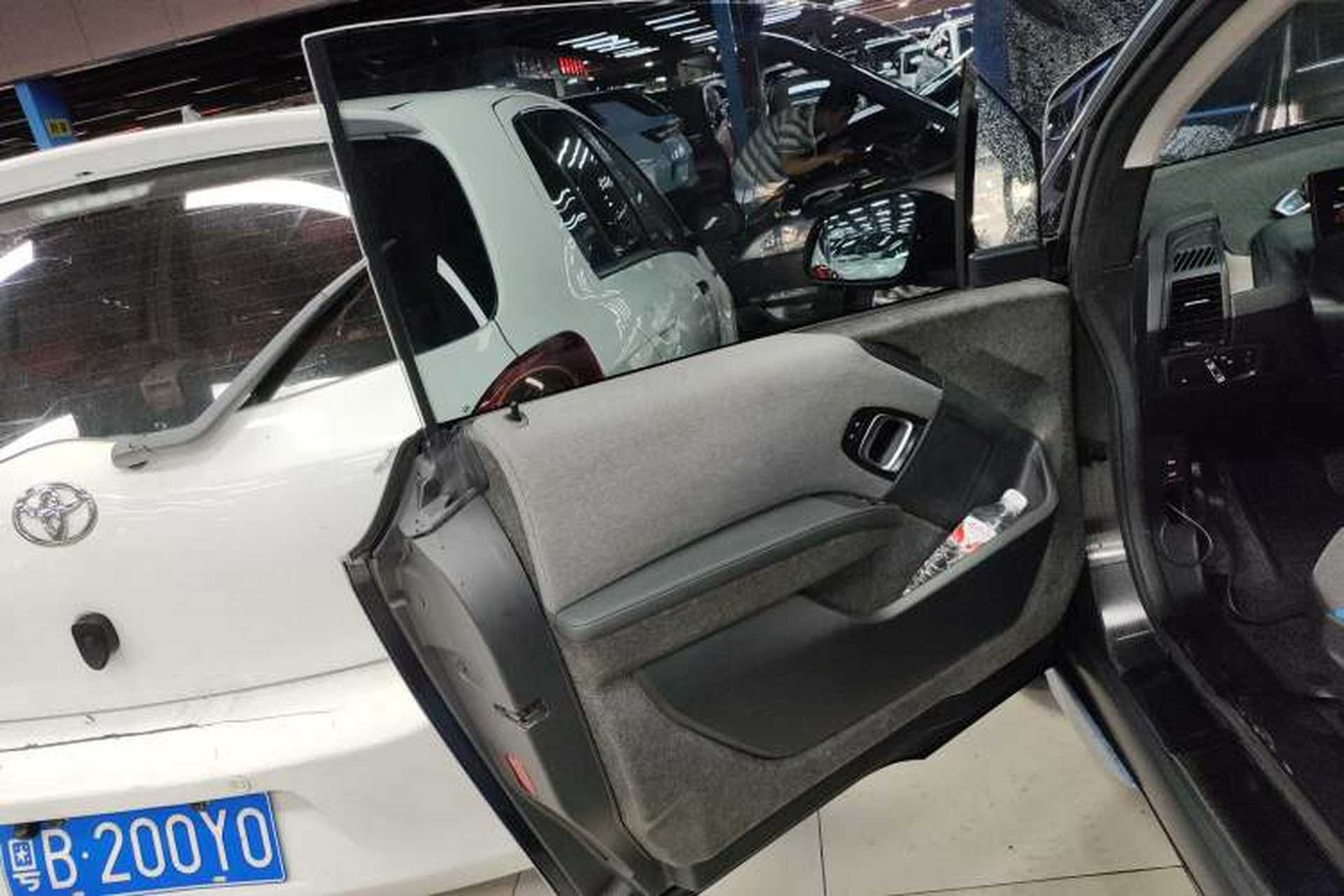 Used BMW i3 2019 Fast Charging Edition Left Front Door Interior