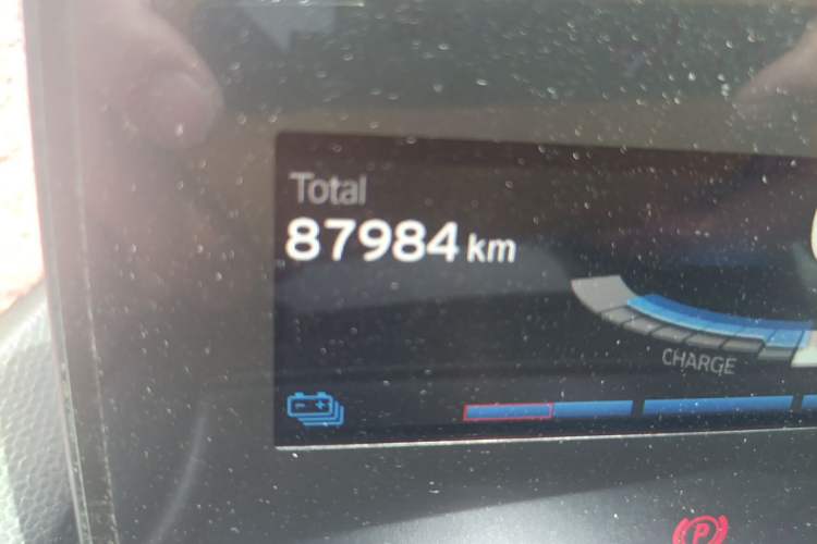 Used BMW i3 2019 Fast Charging Edition Odometer Close Up