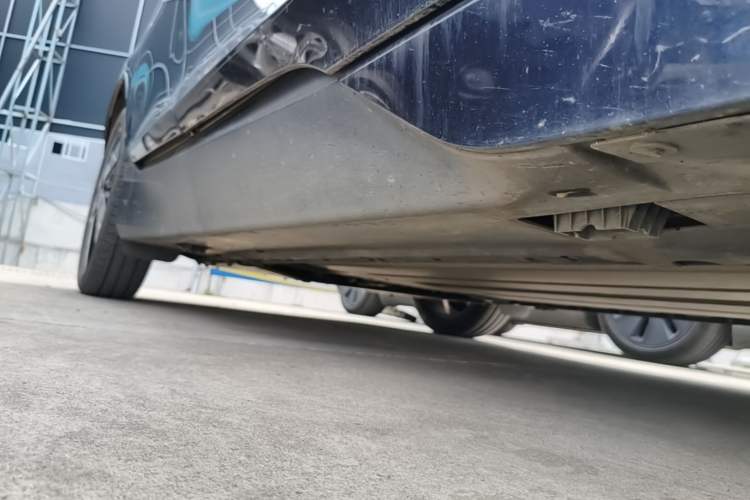 Used BMW i3 2019 Fast Charging Edition Right Side Sill