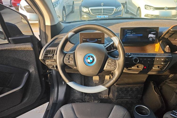 Used BMW i3 2019 Fast Charging Edition Steering Wheel