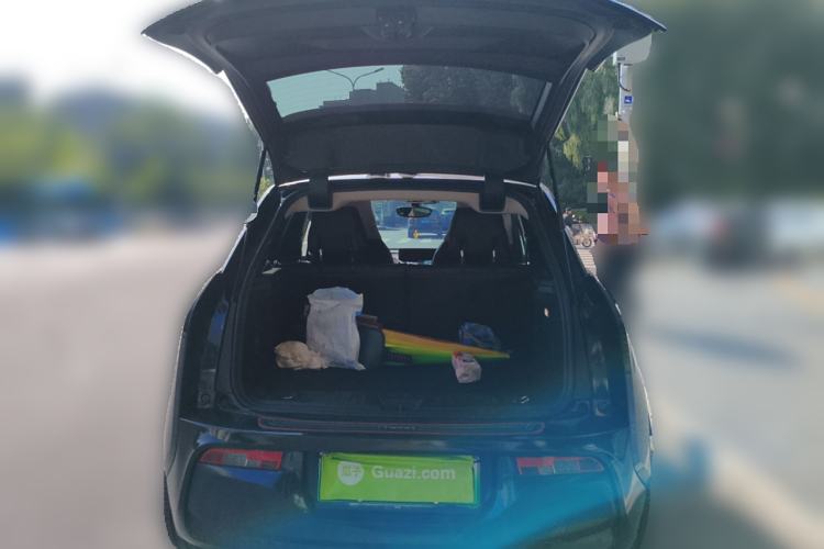 Used BMW i3 2019 Fast Charging Edition Trunk